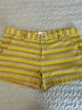 Joe Fresh Geometric Pattern Women’s Shorts